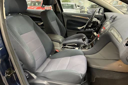 sininen Ford Mondeo 2007 kuva 22.