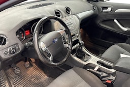 punainen Ford Mondeo 2008 kuva 7.