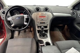 punainen Ford Mondeo 2008 kuva 9.