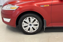 punainen Ford Mondeo 2008 kuva 11.