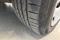 punainen Ford Mondeo 2008 kuva 16.