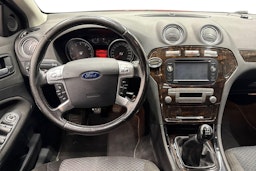 met. punainen Ford Mondeo 2008 kuva 9.