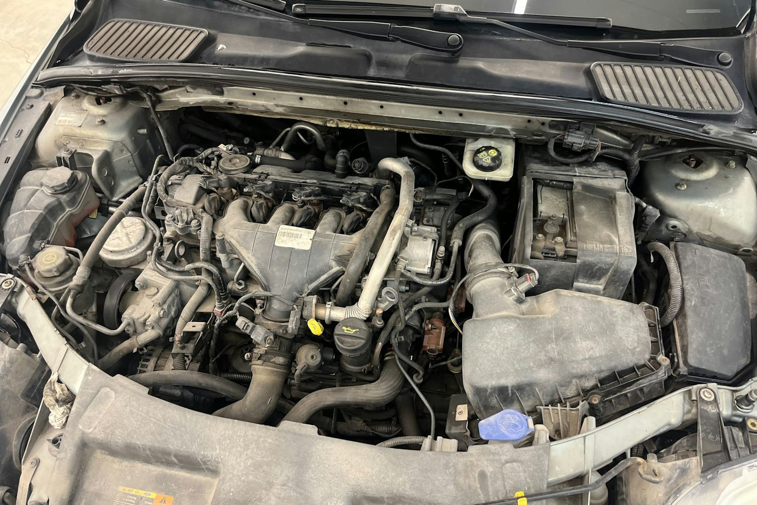 harmaa Ford Mondeo 2008 kuva 36.