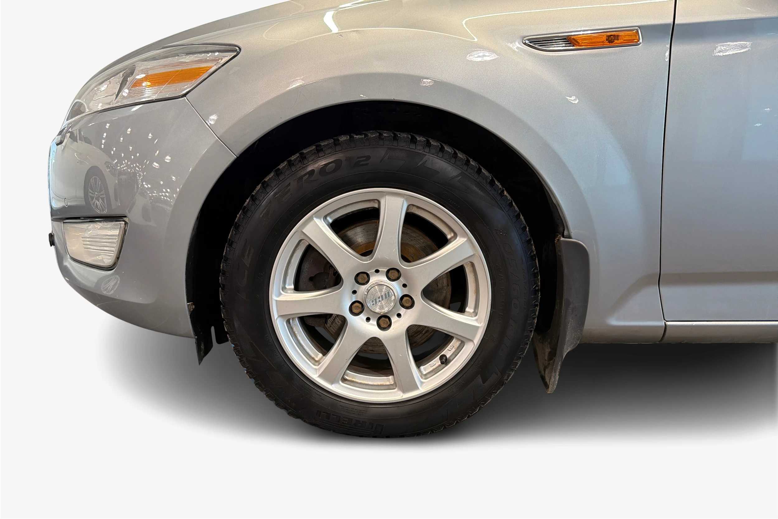 harmaa Ford Mondeo 2009 kuva 9.