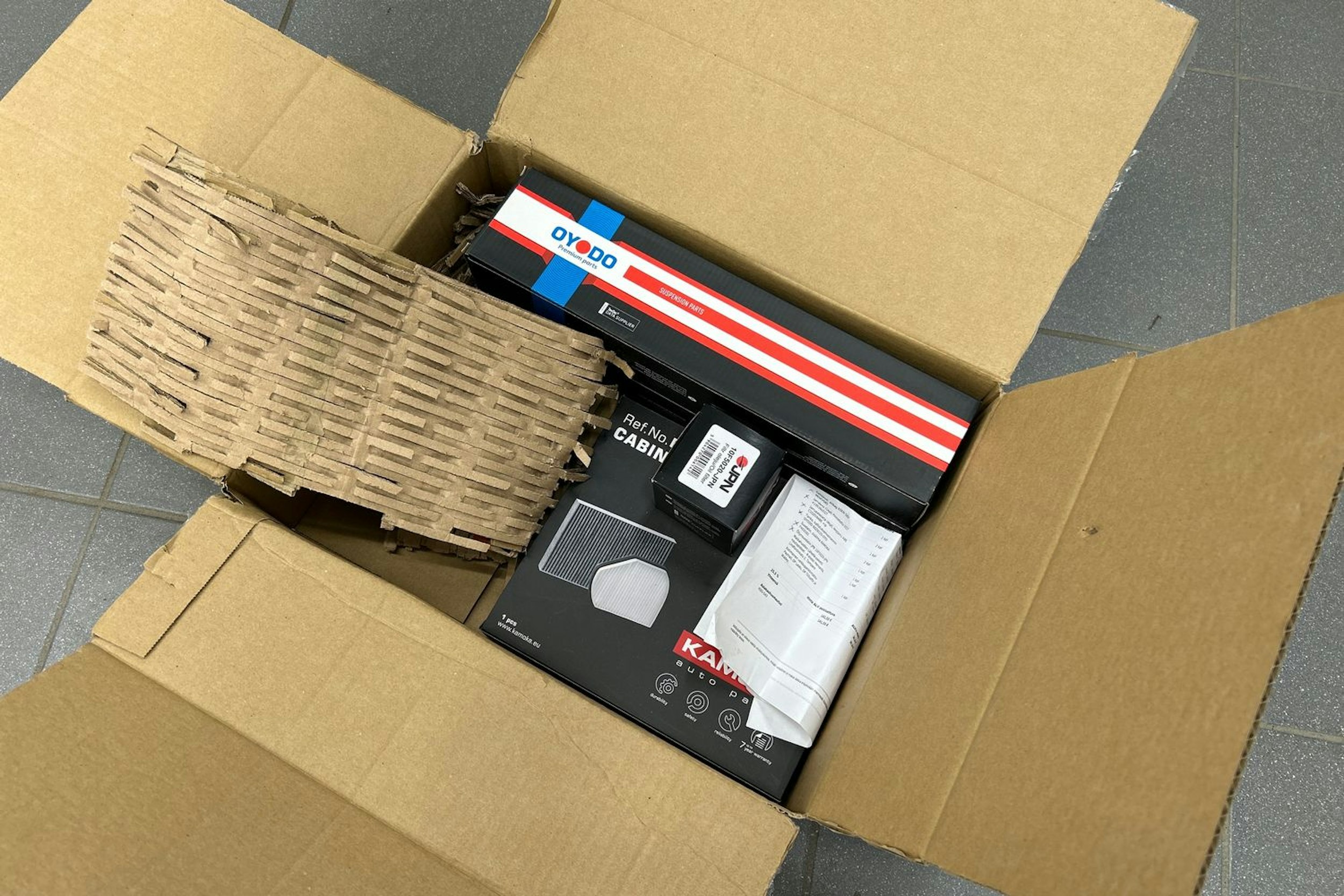 punainen Ford Mondeo 2009 kuva 16.