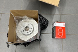 punainen Ford Mondeo 2009 kuva 17.