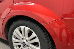 punainen Ford Mondeo 2009 kuva 20.