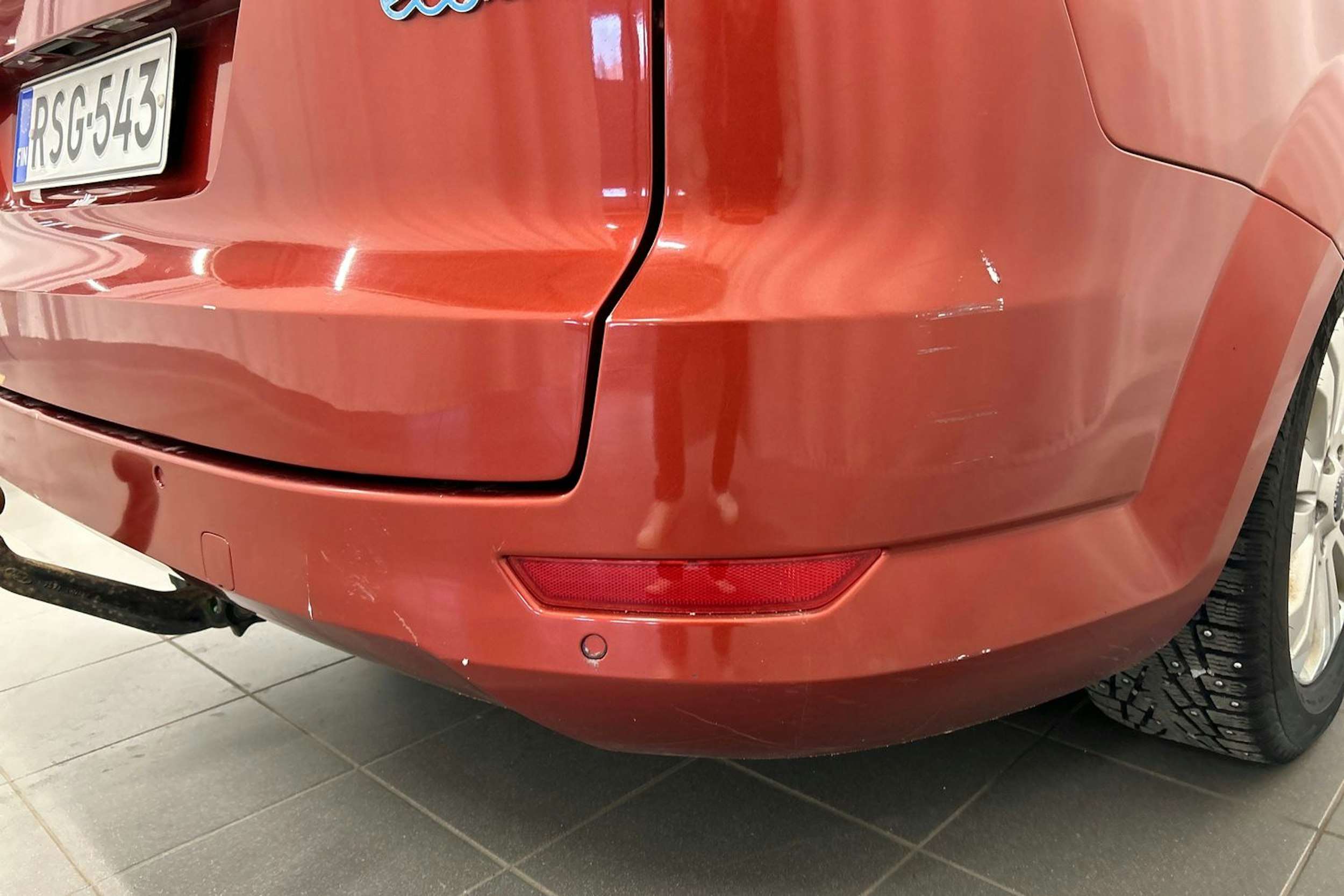 punainen Ford Mondeo 2009 kuva 22.