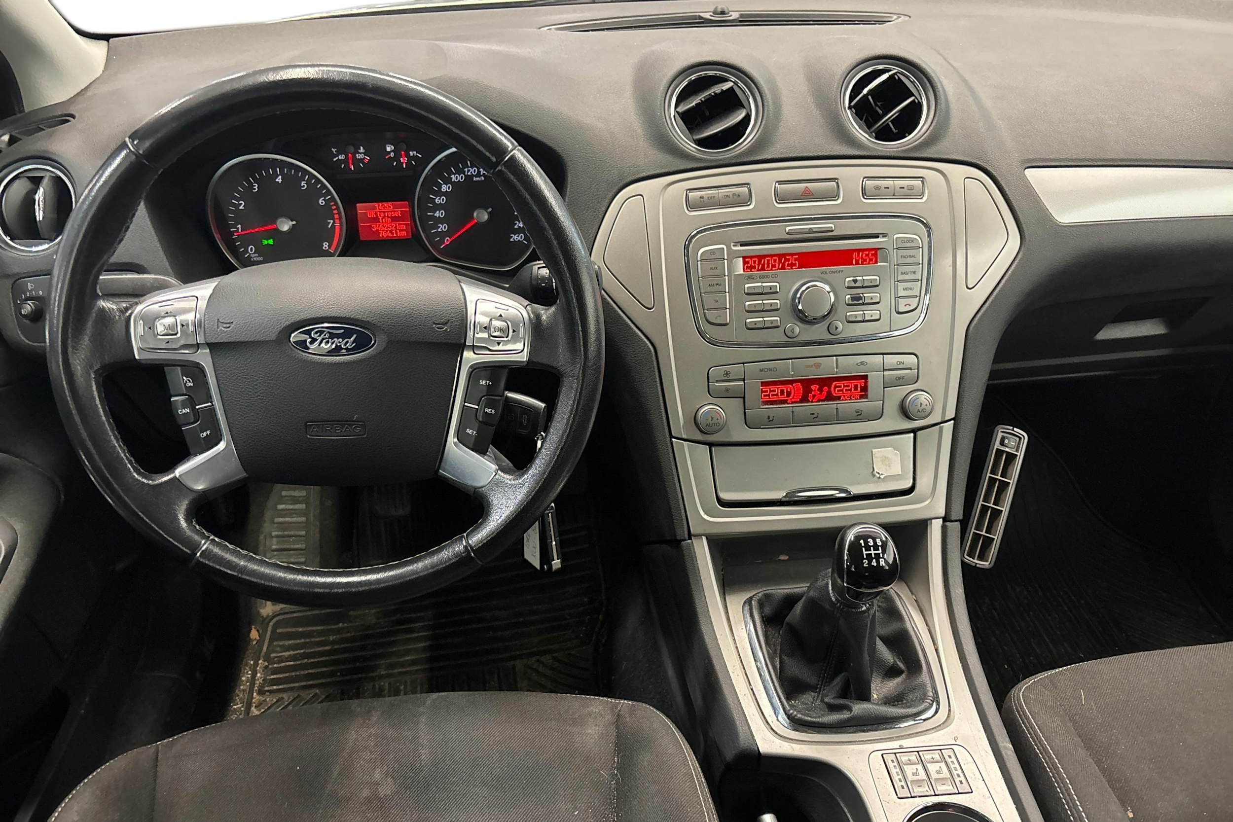 harmaa Ford Mondeo 2009 kuva 9.