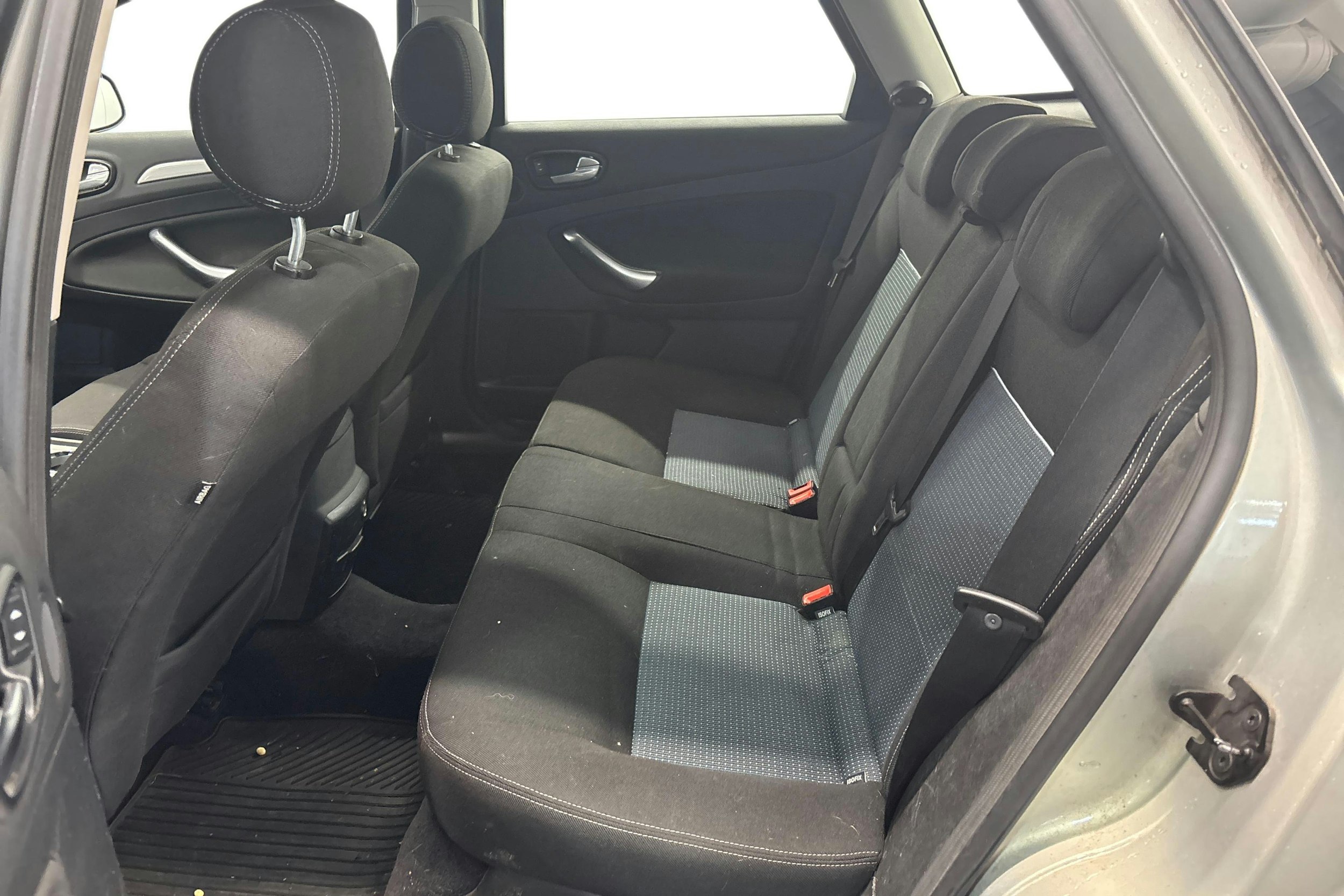 harmaa Ford Mondeo 2009 kuva 10.