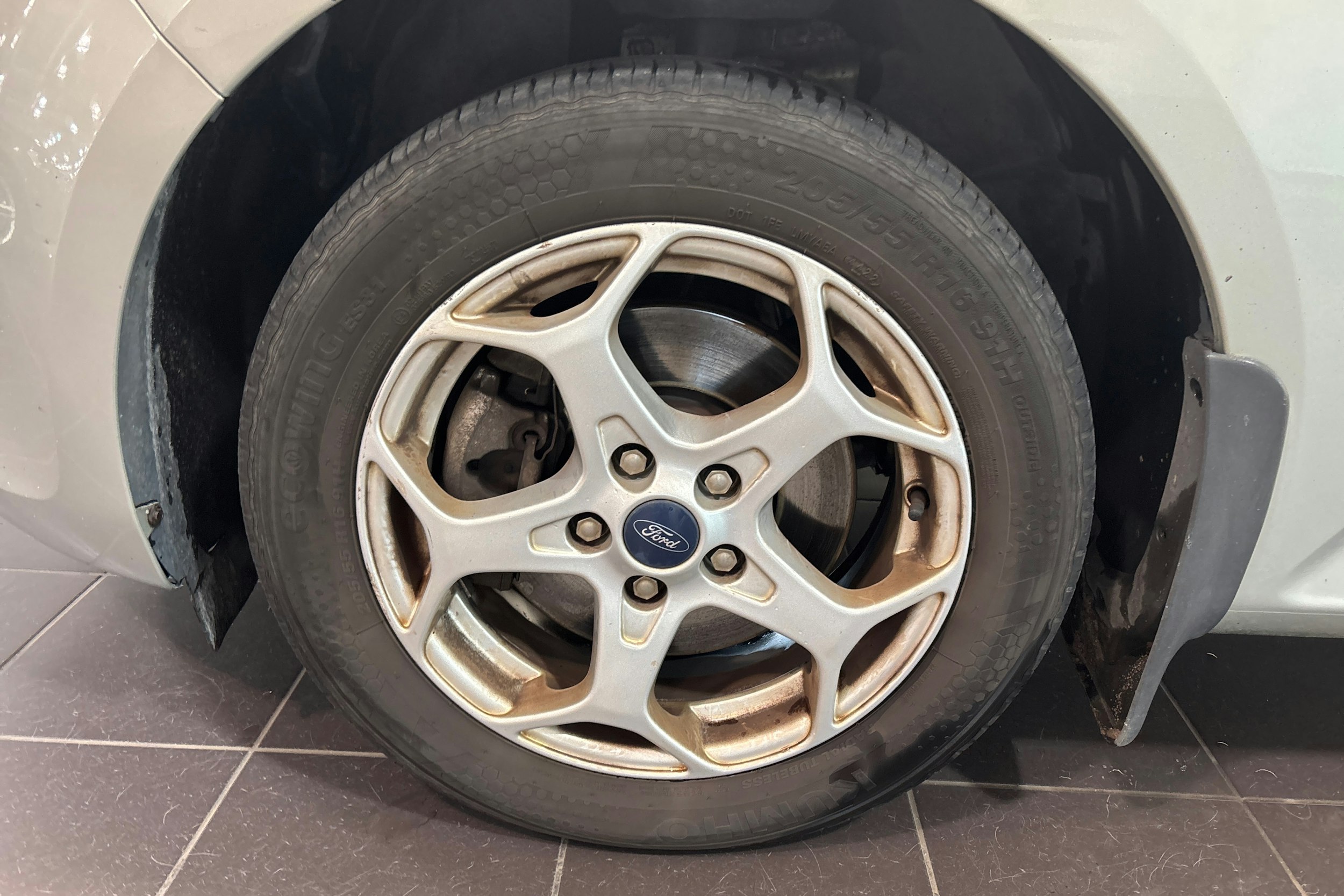 harmaa Ford Mondeo 2009 kuva 11.