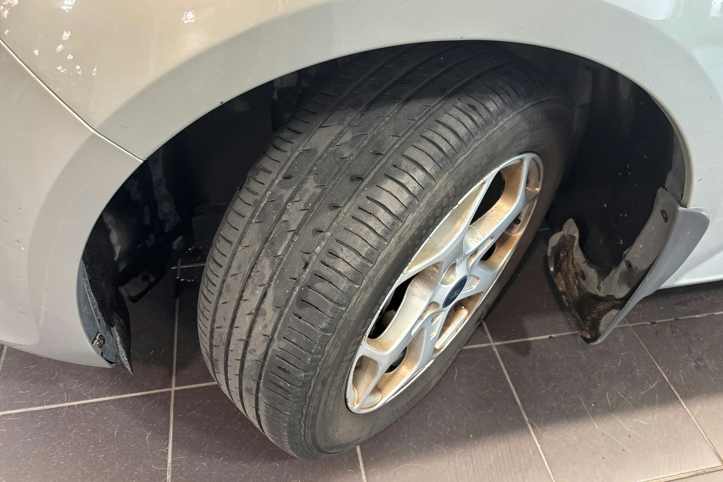 harmaa Ford Mondeo 2009 kuva 13.