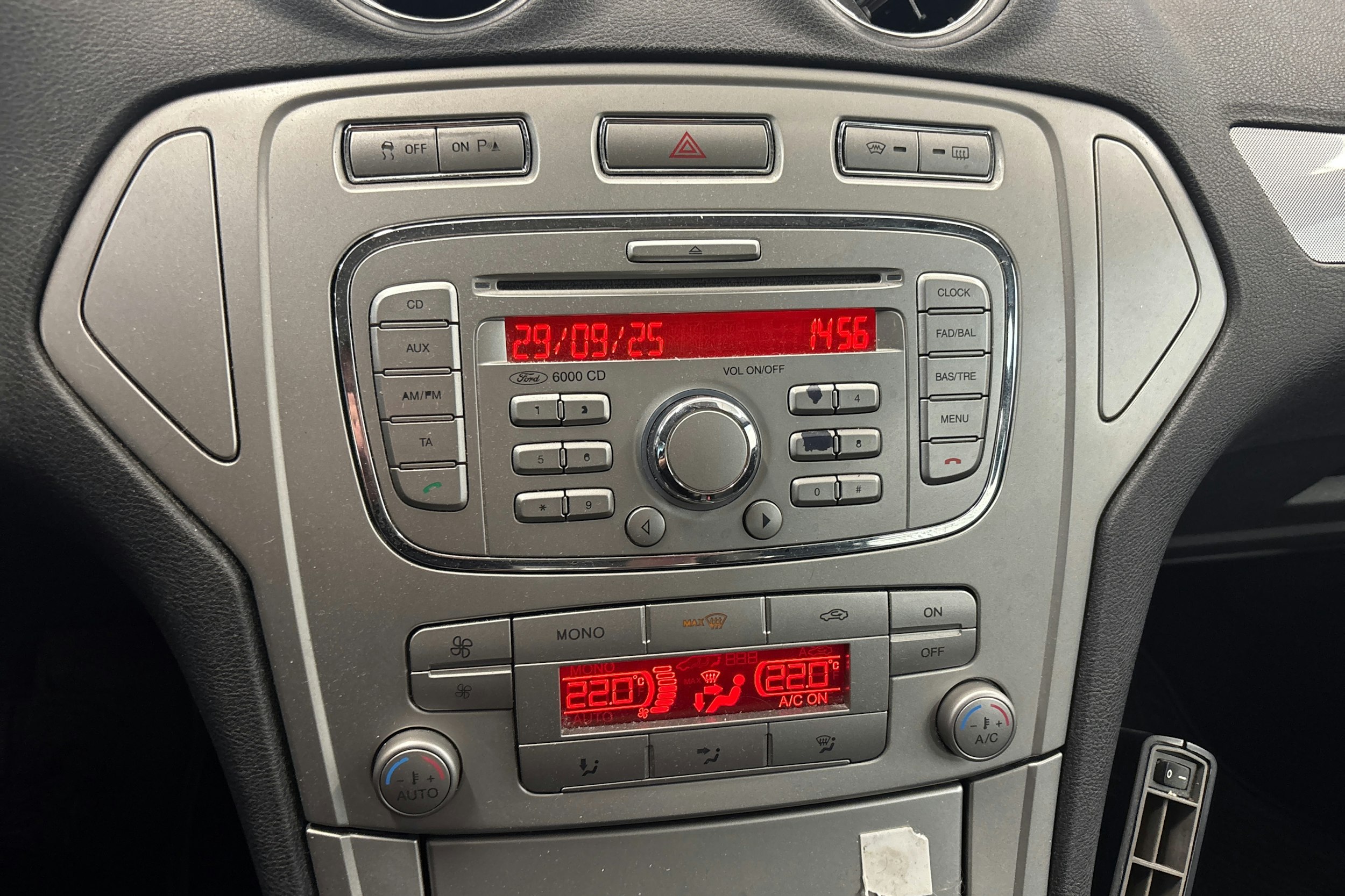harmaa Ford Mondeo 2009 kuva 21.