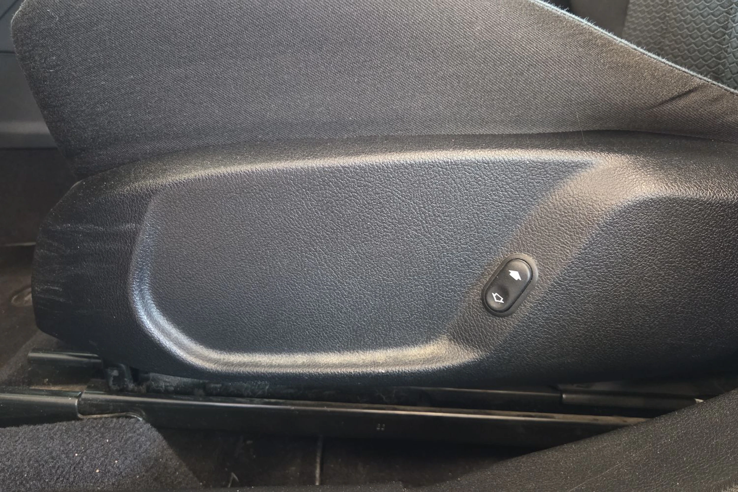 sininen Ford Mondeo 2010 kuva 21.