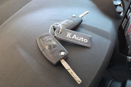 sininen Ford Mondeo 2010 kuva 22.