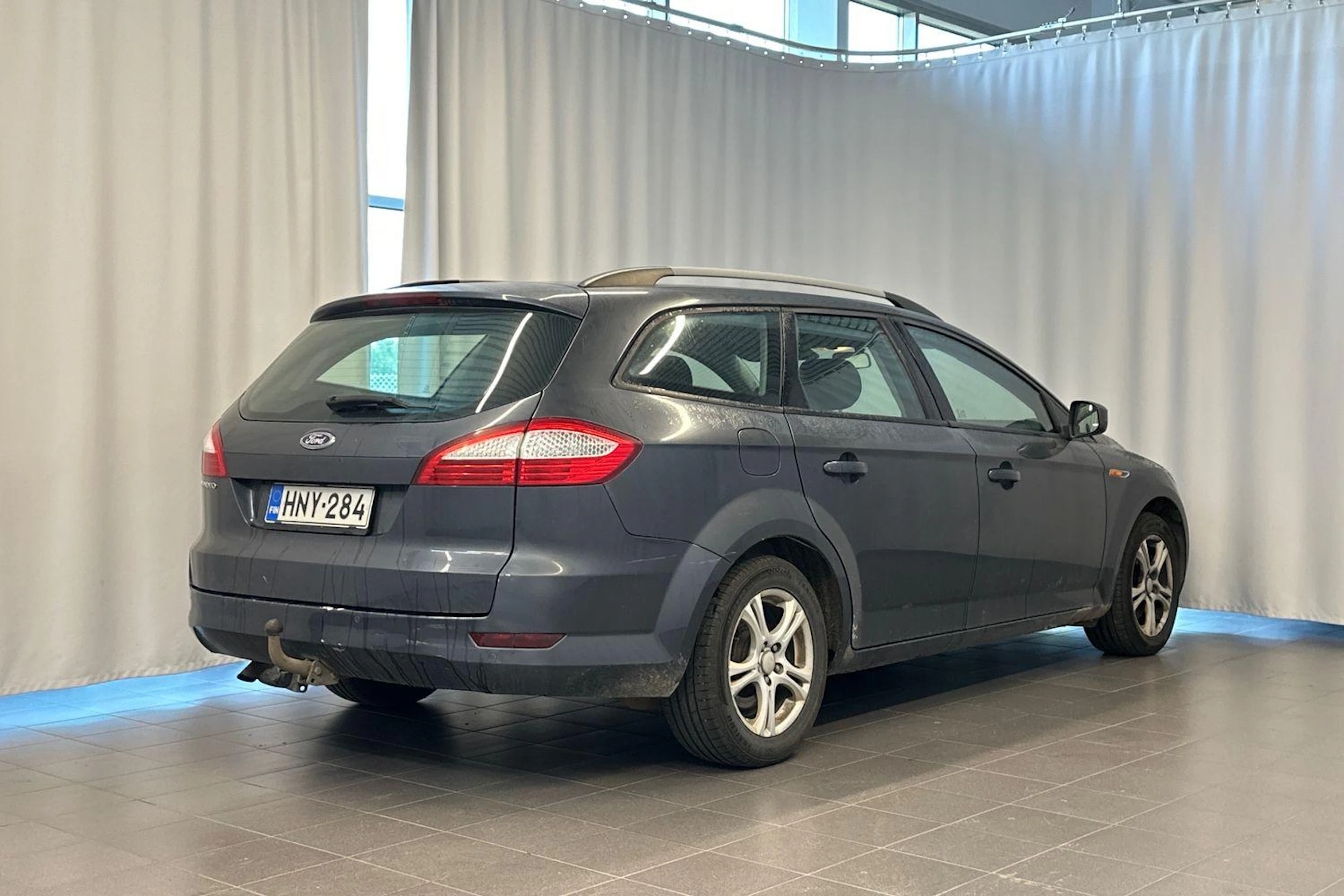 harmaa Ford Mondeo 2010 kuva 7.