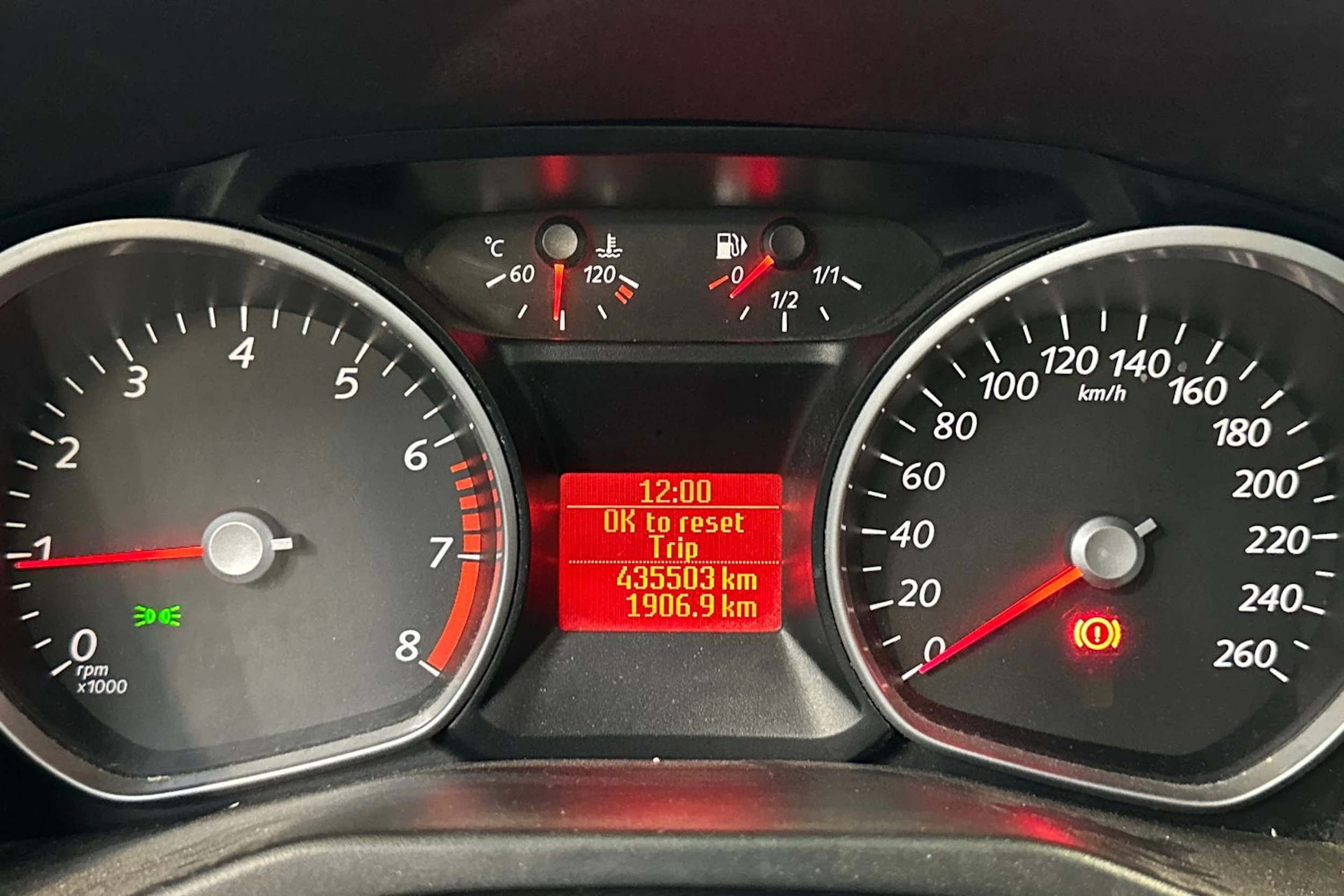 harmaa Ford Mondeo 2010 kuva 22.