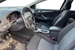 harmaa Ford Mondeo 2010 kuva 3.