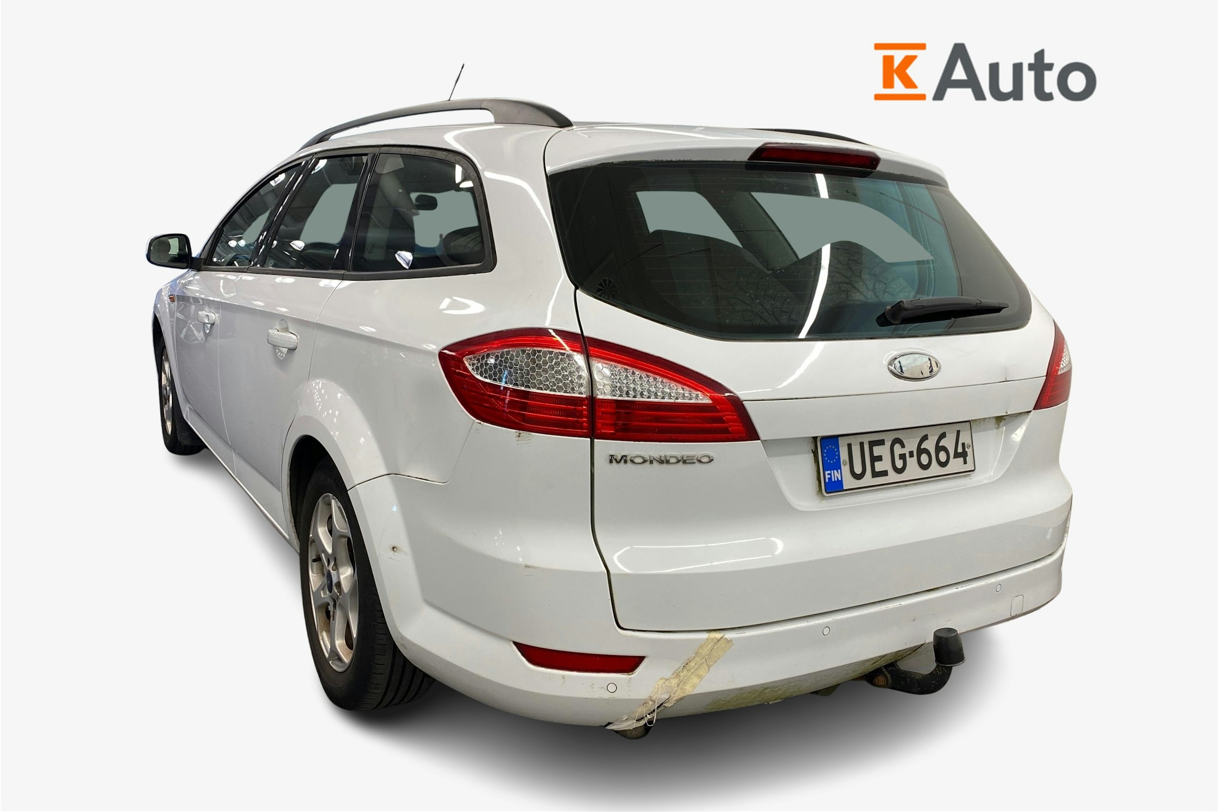 Valkoinen Ford MONDEO 2010 kuva 2.