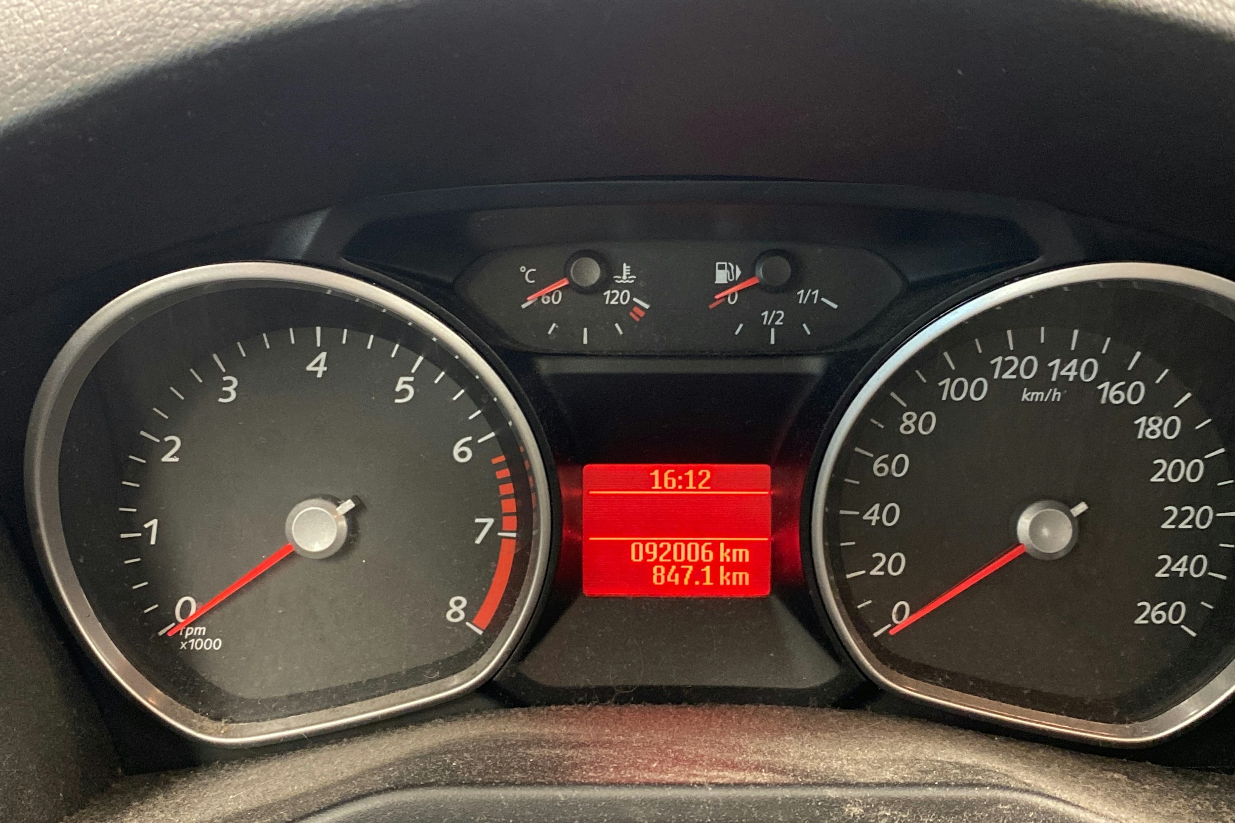 Valkoinen Ford MONDEO 2010 kuva 11.