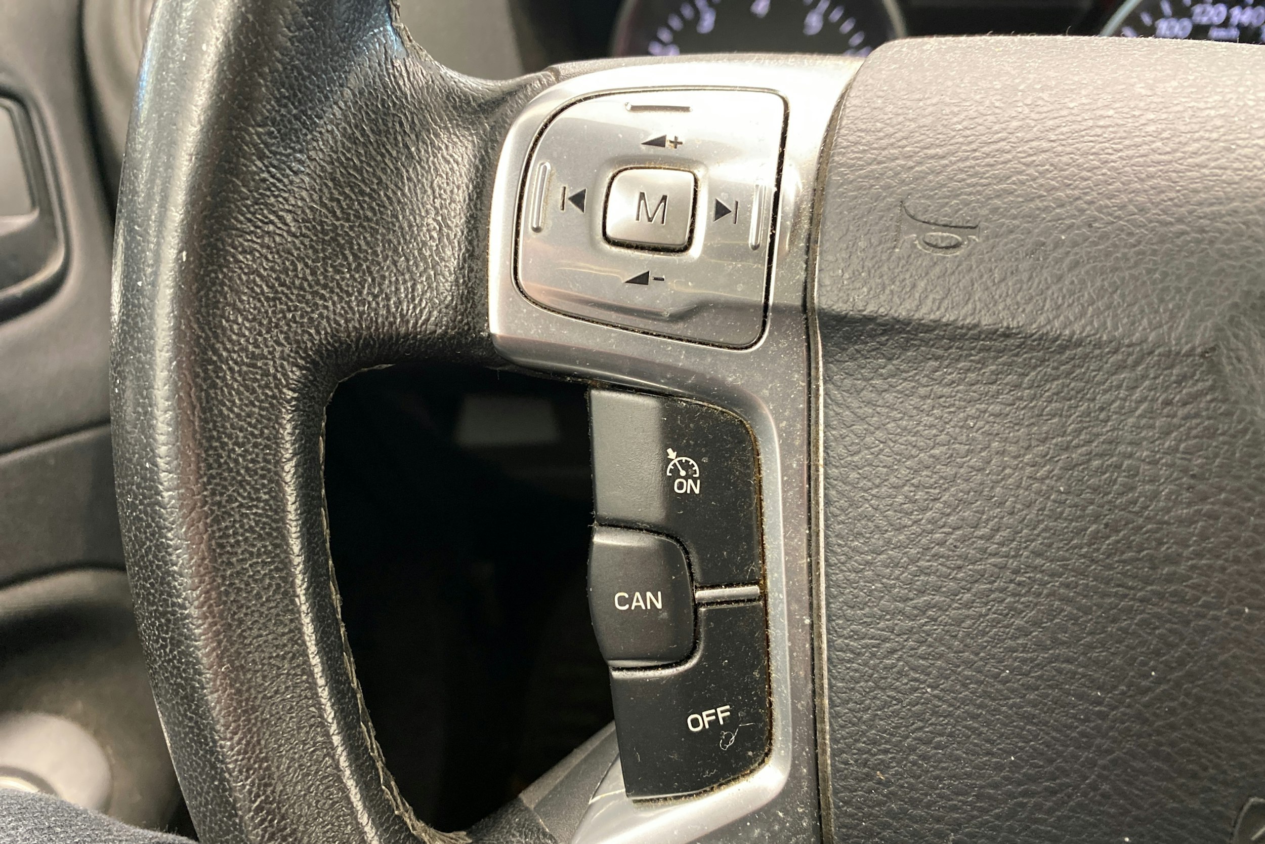 Valkoinen Ford MONDEO 2010 kuva 13.