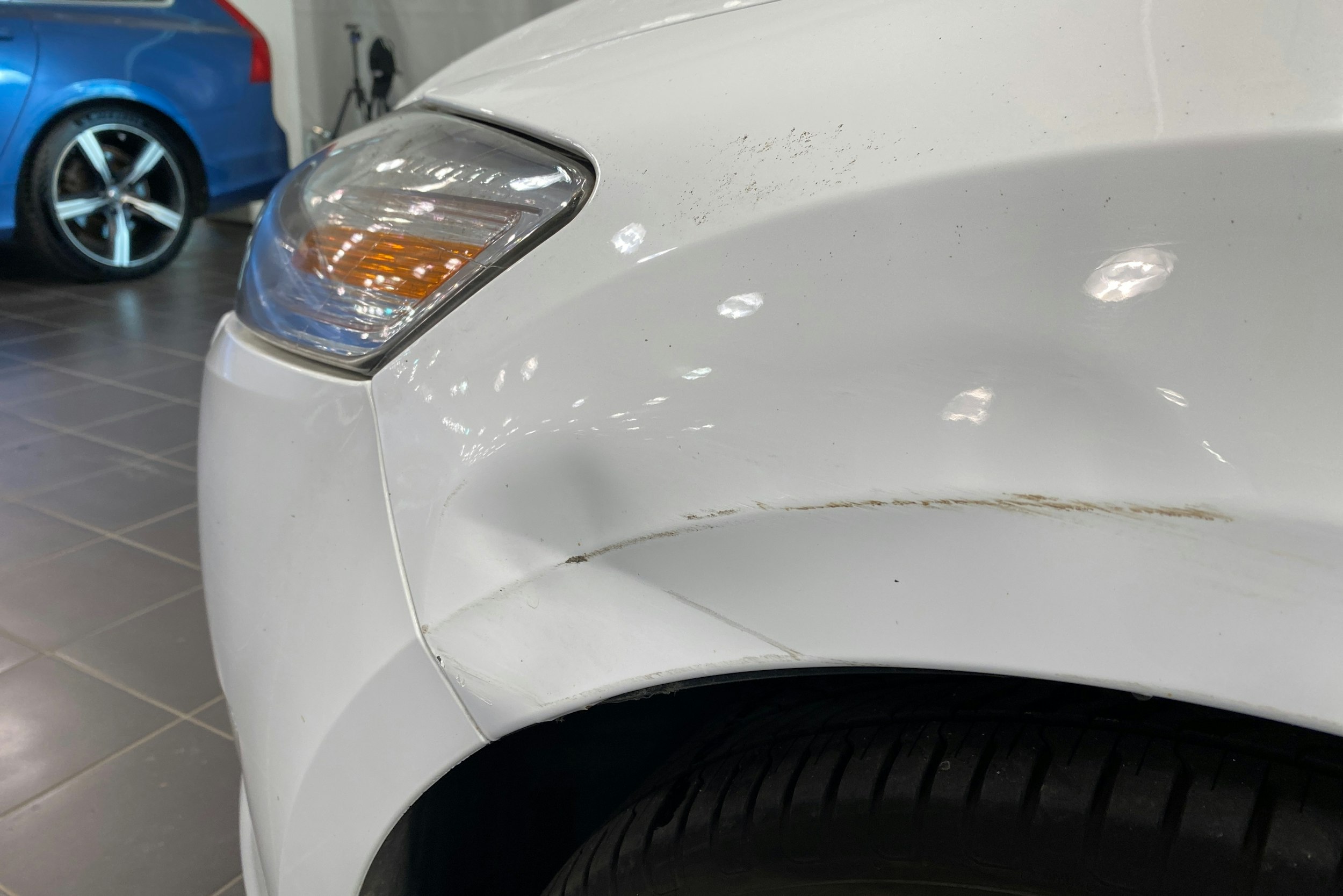 Valkoinen Ford MONDEO 2010 kuva 18.
