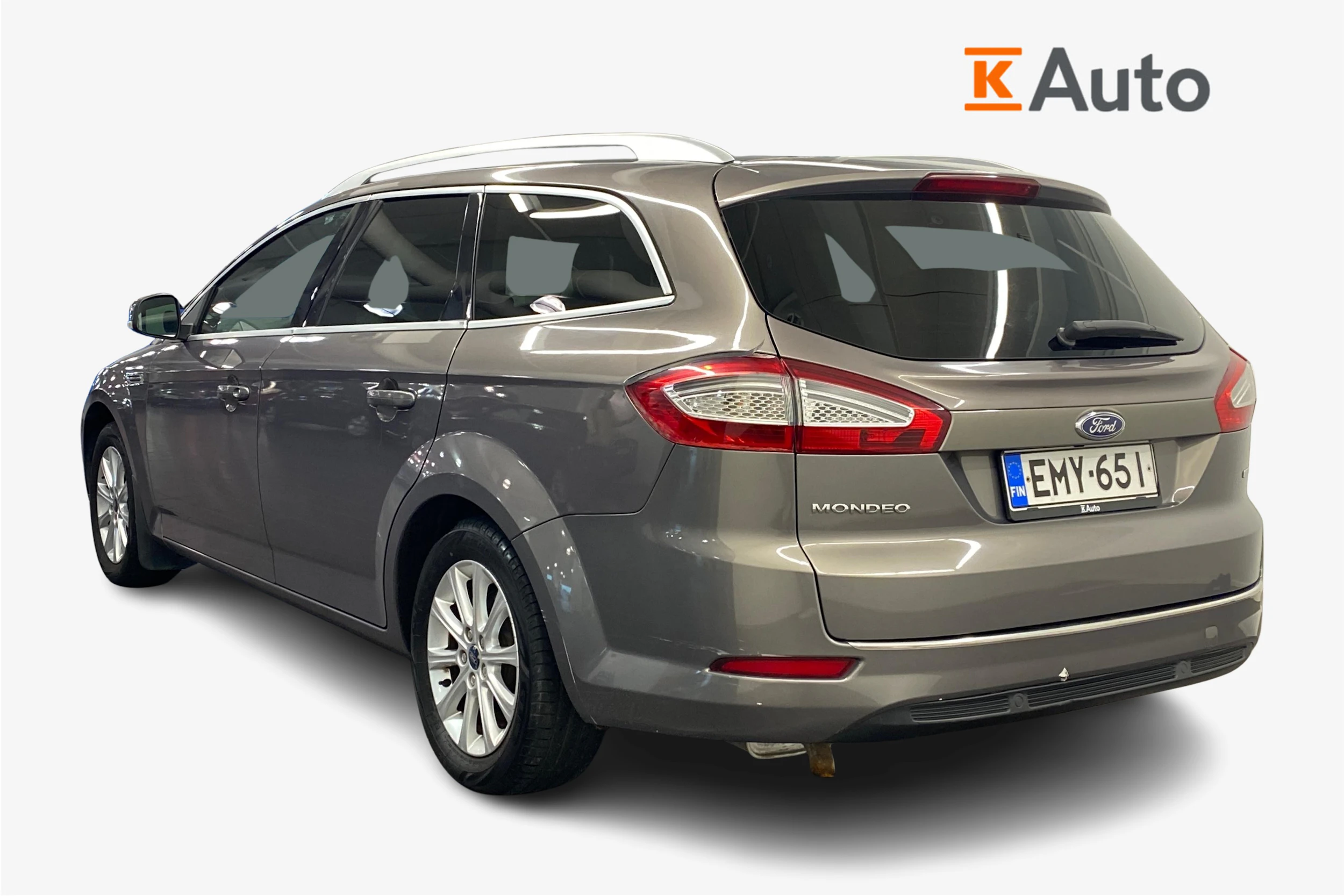 ruskea (beige) Ford Mondeo 2011 kuva 2.