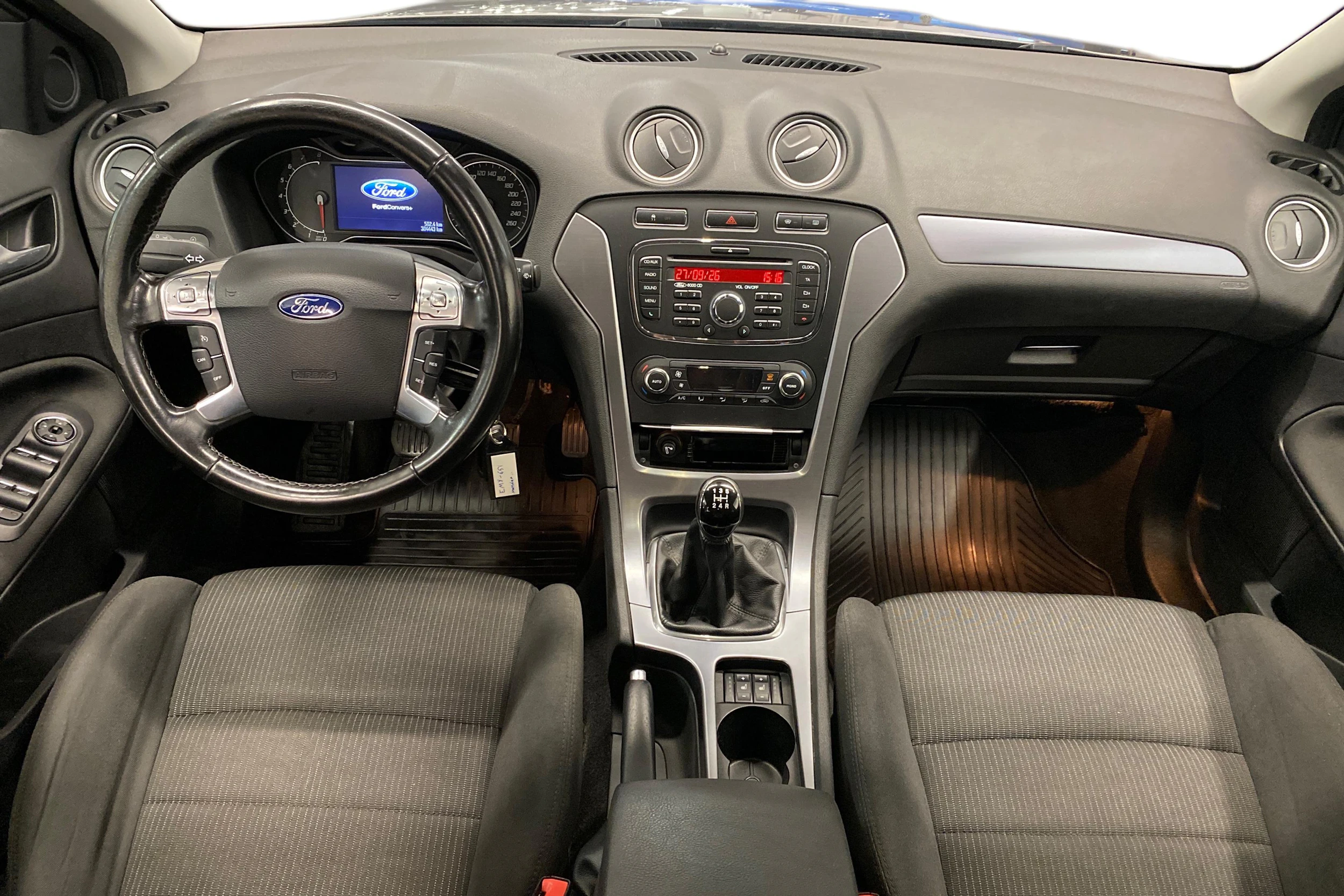 ruskea (beige) Ford Mondeo 2011 kuva 7.