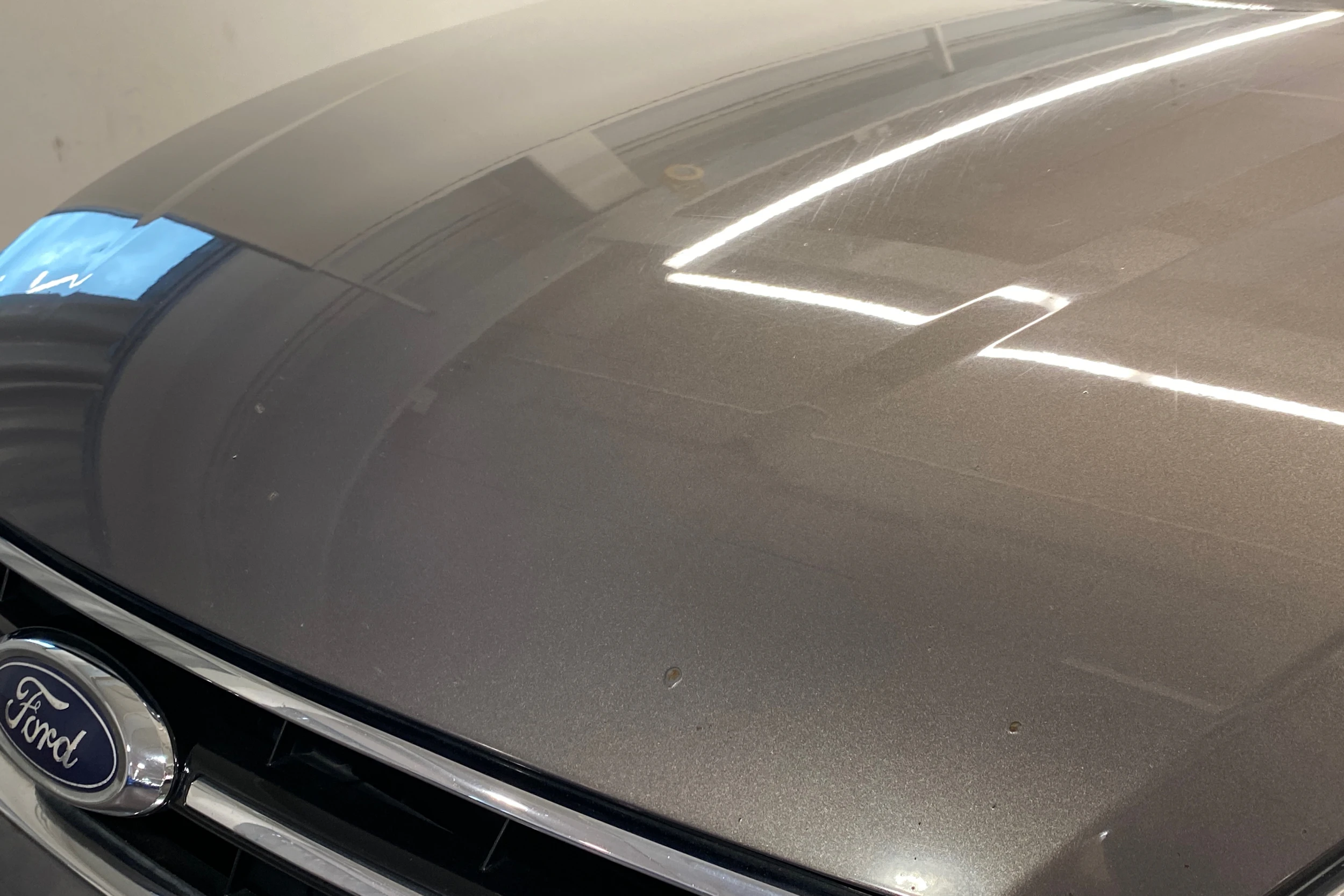 ruskea (beige) Ford Mondeo 2011 kuva 21.
