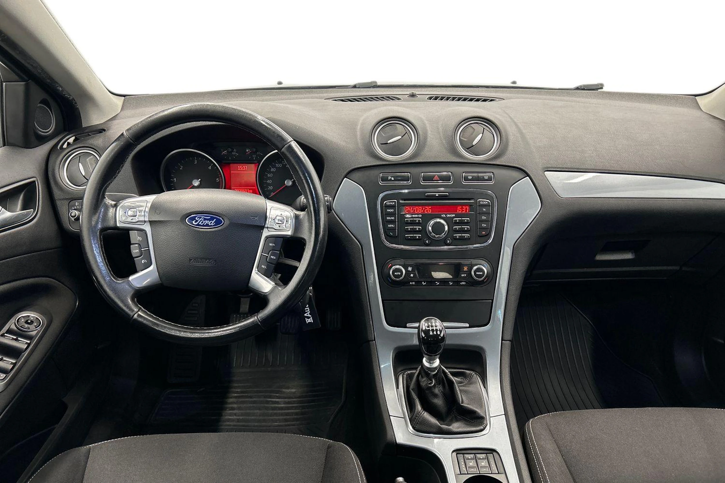 musta Ford Mondeo 2011 kuva 7.