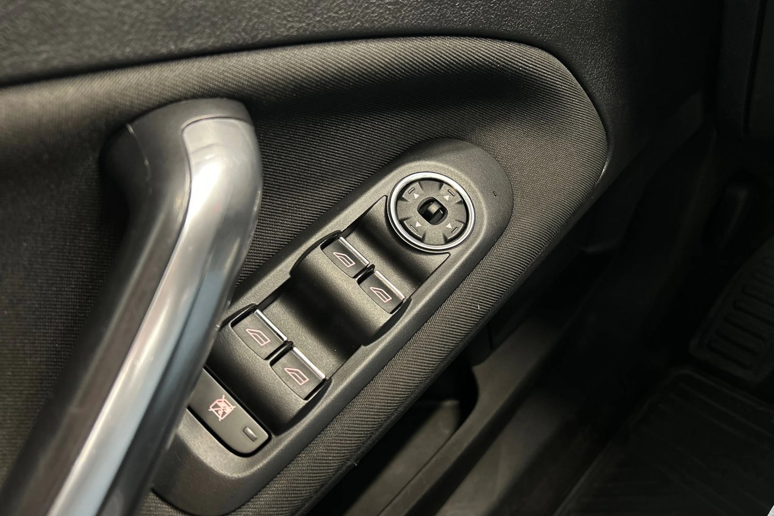 musta Ford Mondeo 2011 kuva 19.