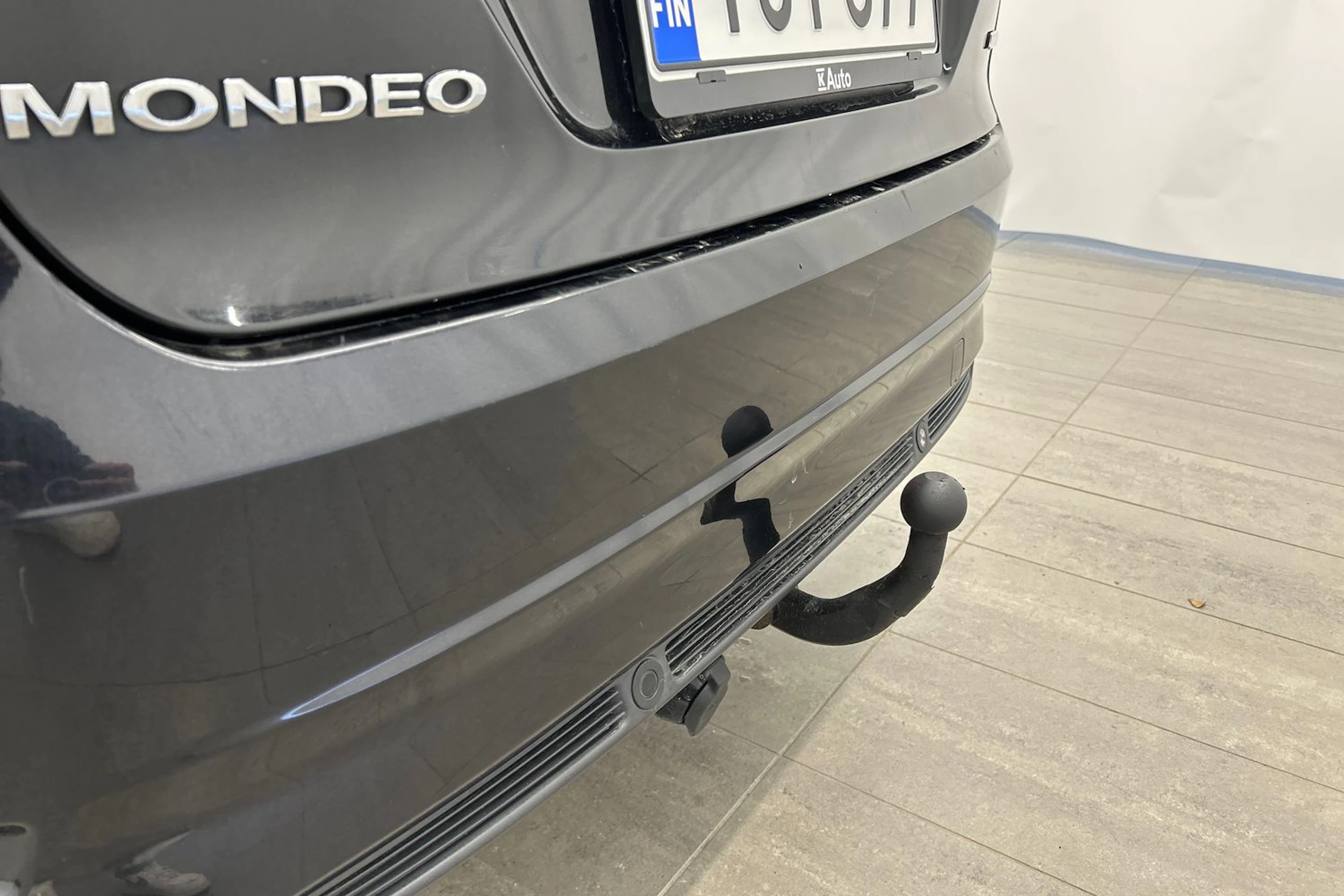 musta Ford Mondeo 2011 kuva 32.