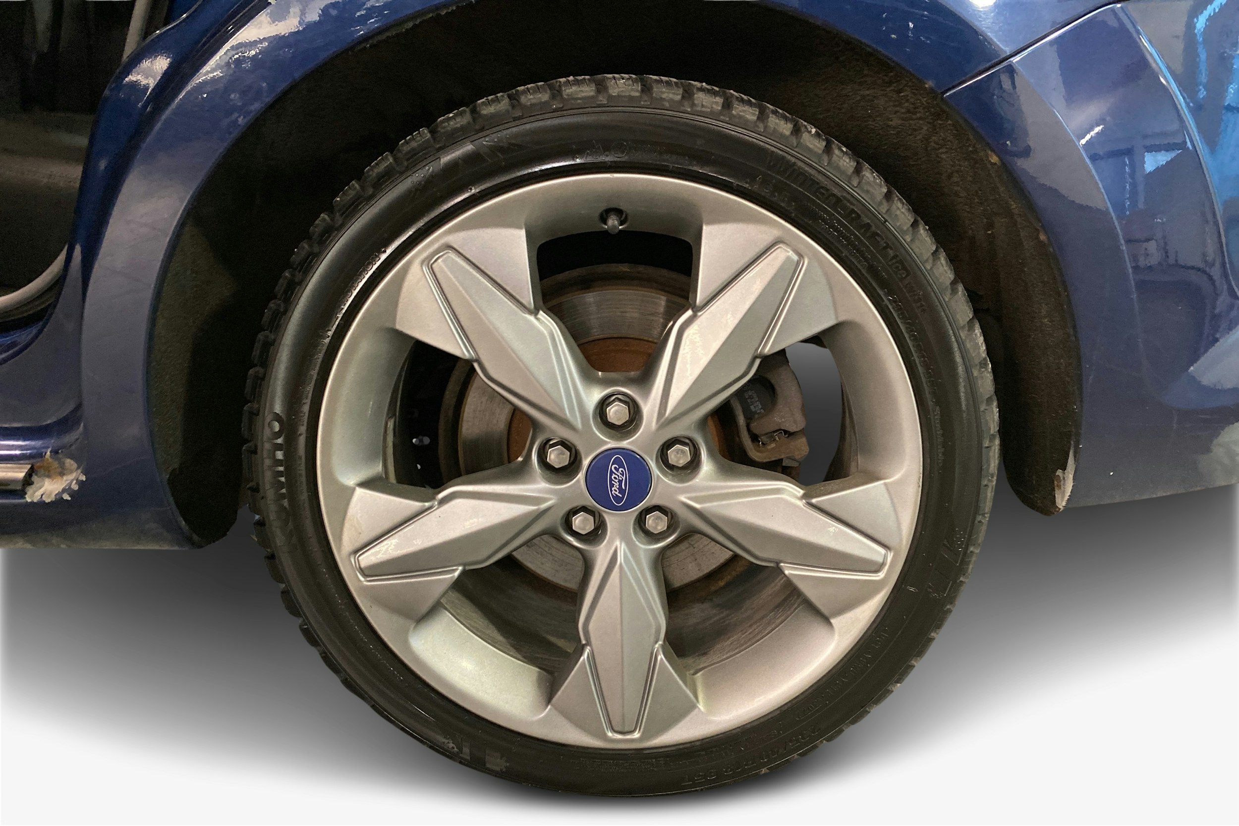 Sininen Ford Mondeo 2011 kuva 9.