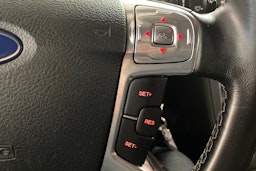 Sininen Ford Mondeo 2011 kuva 17.