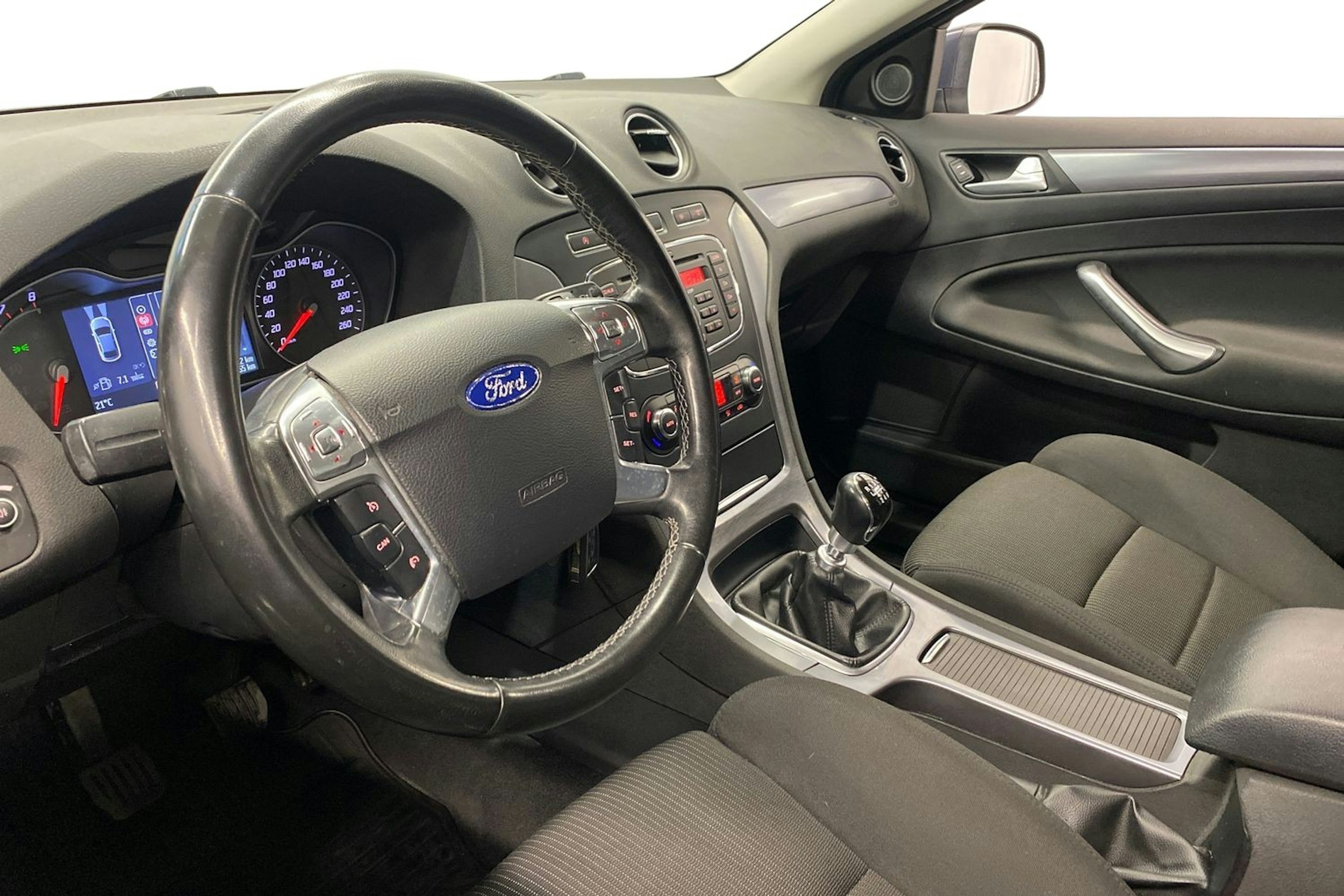 harmaa Ford Mondeo 2012 kuva 7.
