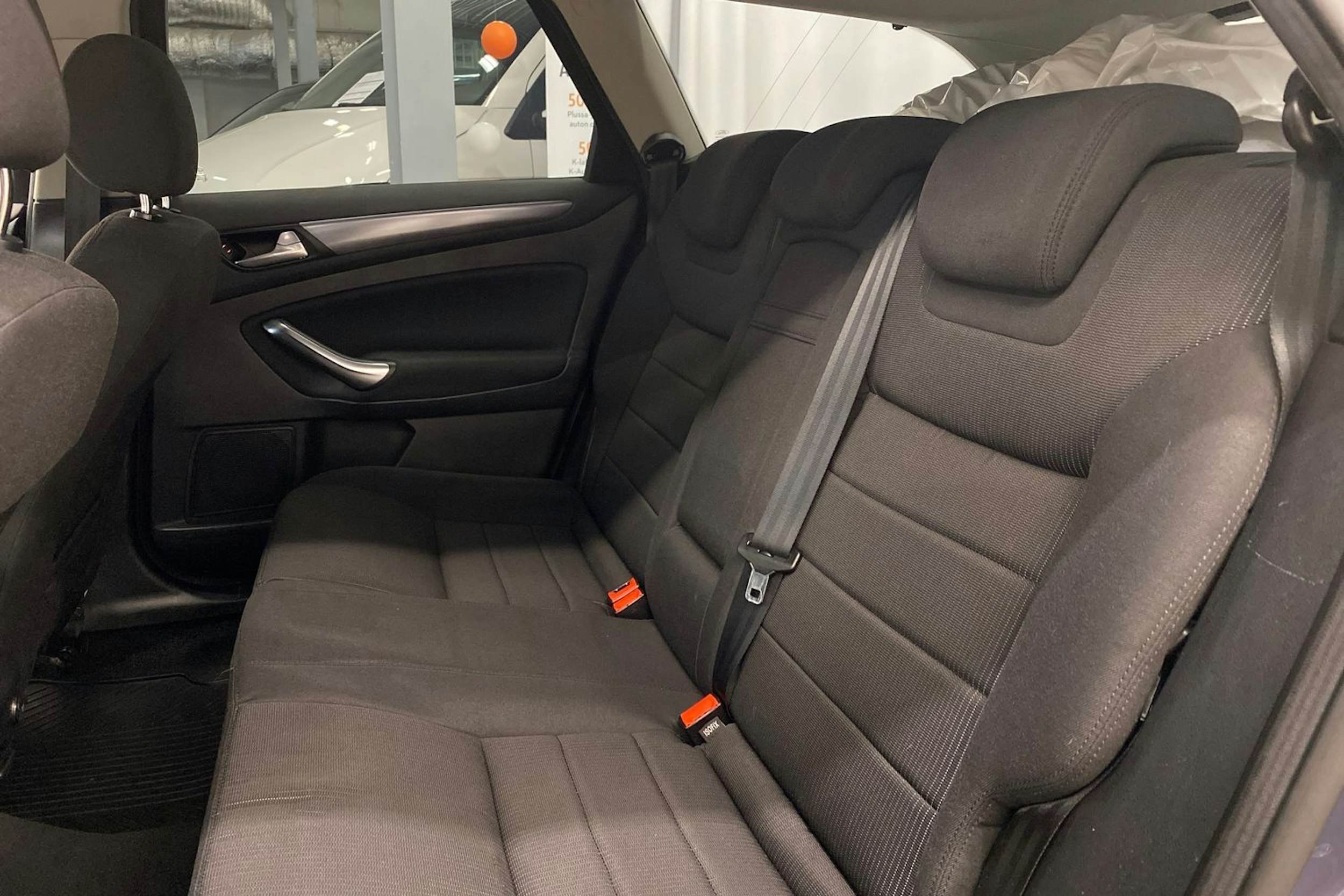 harmaa Ford Mondeo 2012 kuva 13.