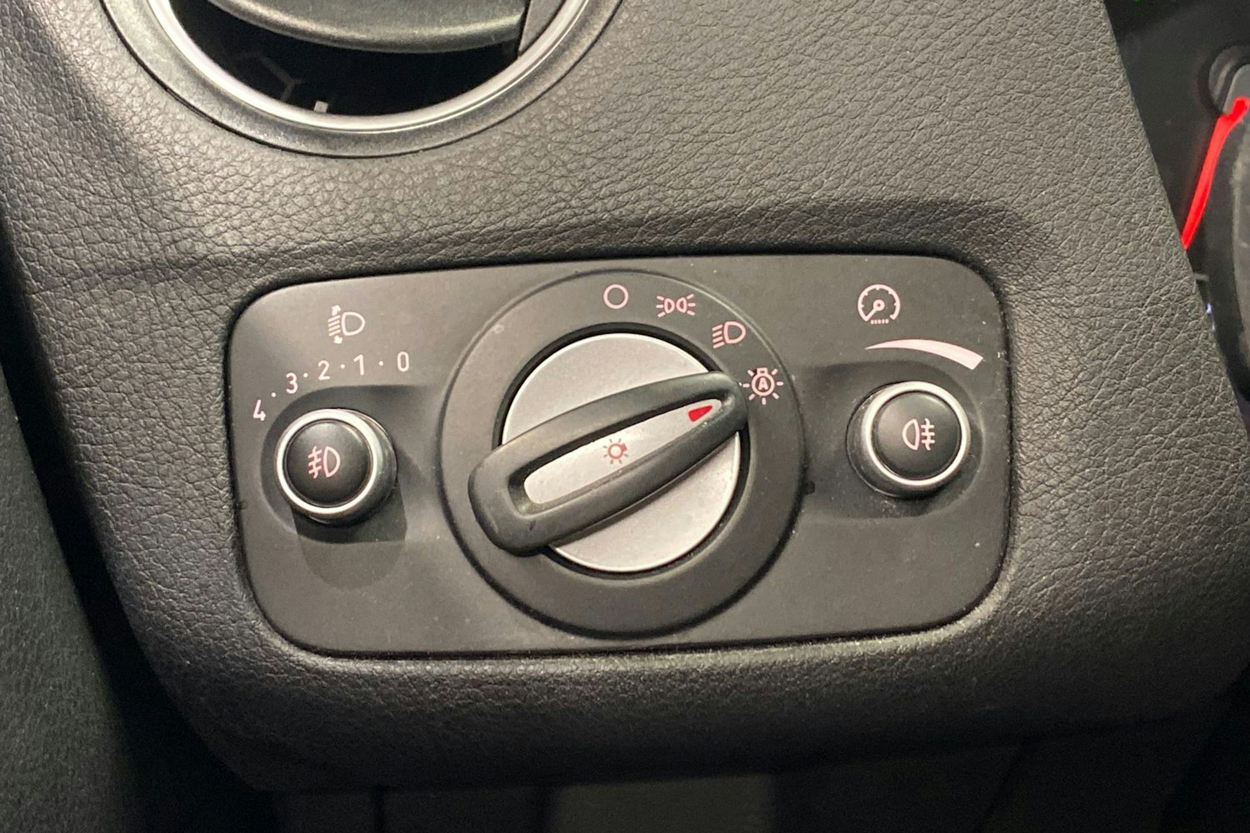 harmaa Ford Mondeo 2012 kuva 17.