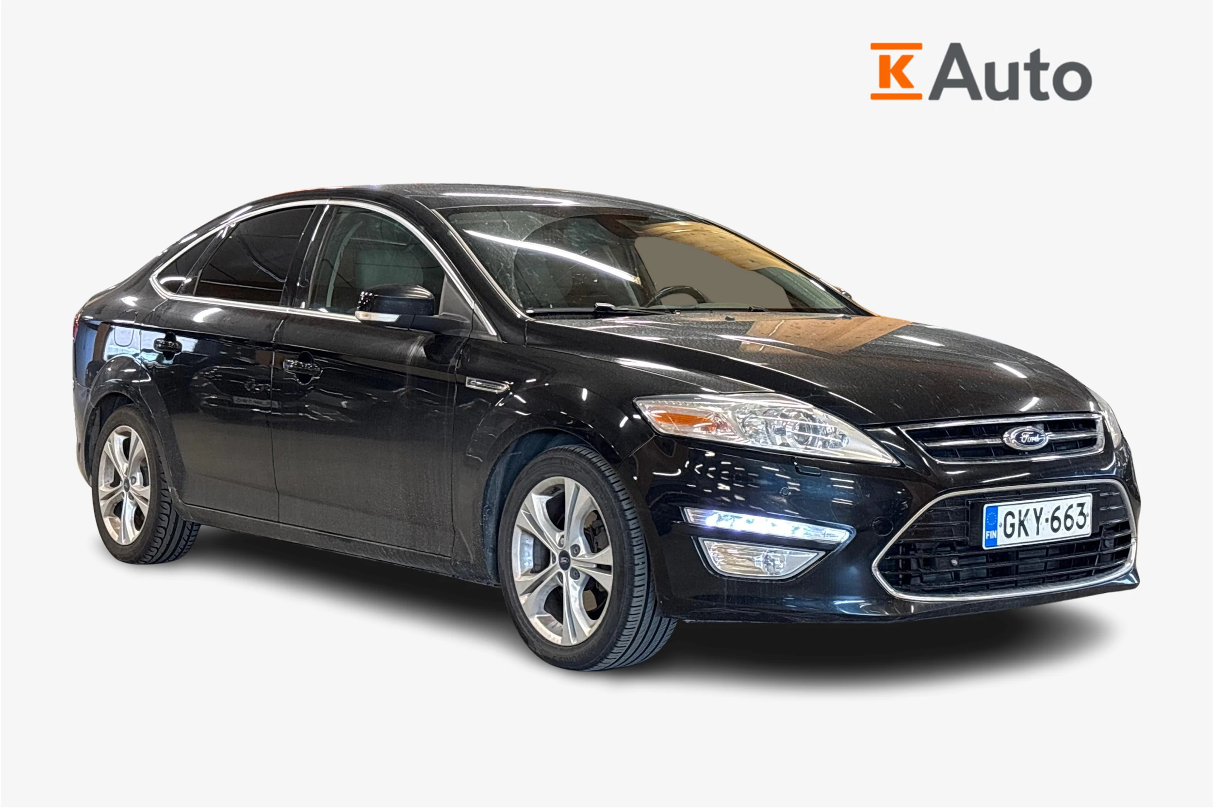 musta Ford Mondeo 2013 kuva 1.