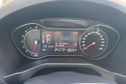 harmaa Ford Mondeo 2013 kuva 4.