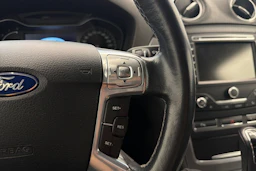 harmaa Ford Mondeo 2014 kuva 17.