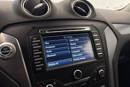 harmaa Ford Mondeo 2014 kuva 20.