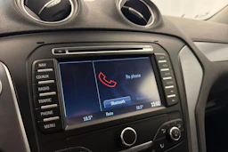 harmaa Ford Mondeo 2014 kuva 21.