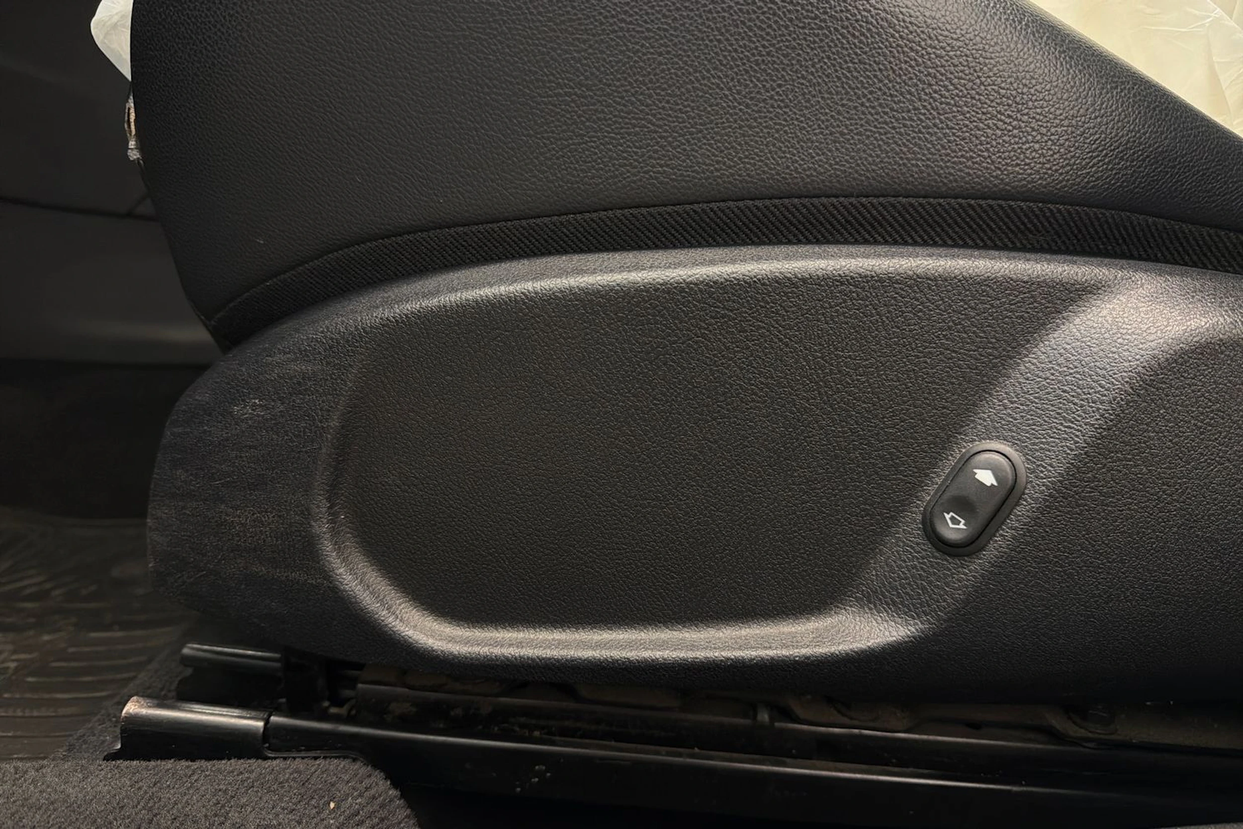 harmaa Ford Mondeo 2014 kuva 23.