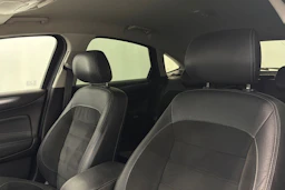 harmaa Ford Mondeo 2014 kuva 24.