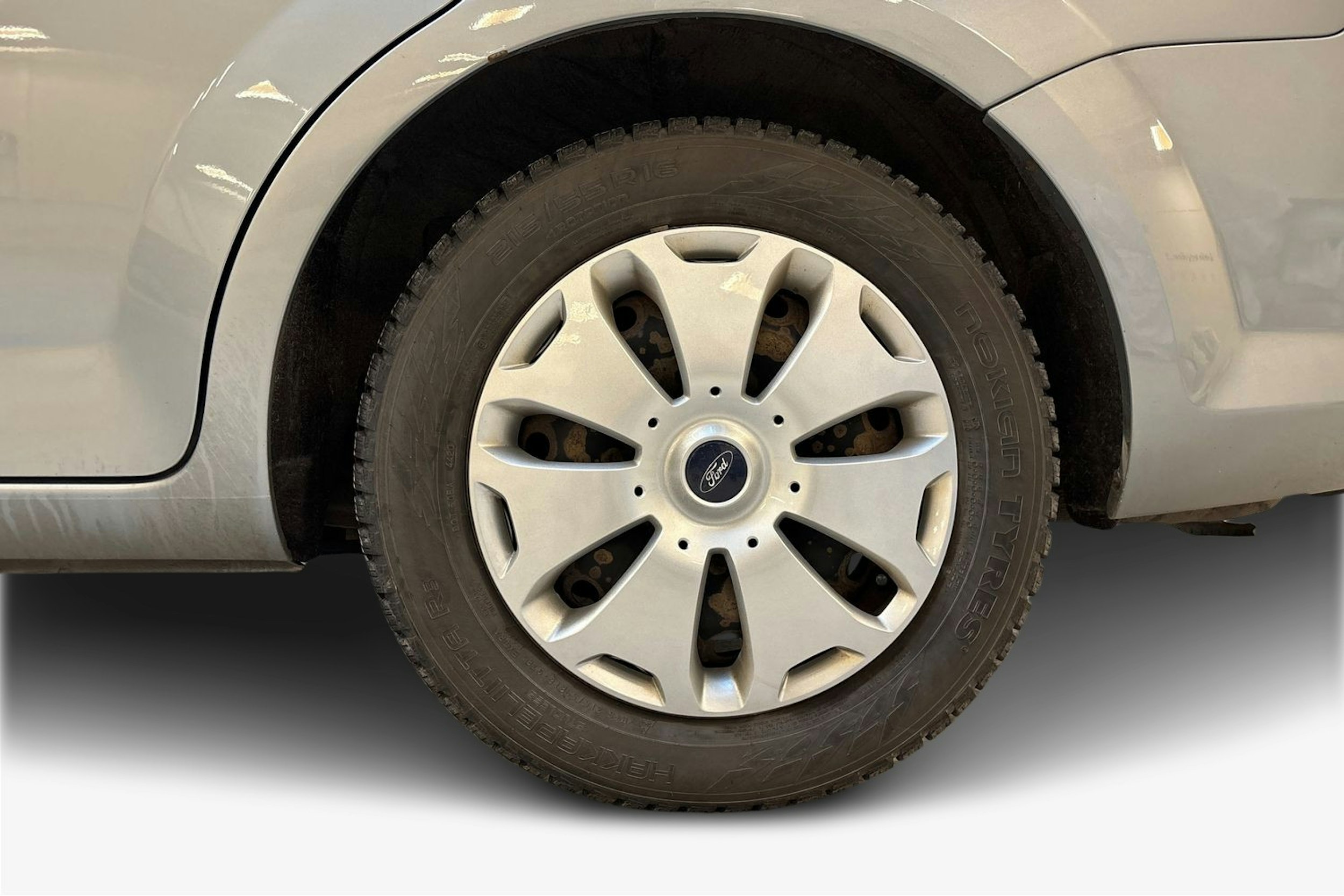 harmaa Ford Mondeo 2013 kuva 11.