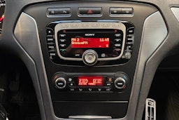 harmaa Ford Mondeo 2013 kuva 22.