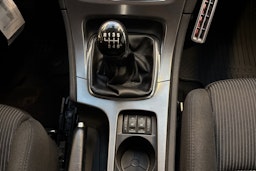 harmaa Ford Mondeo 2013 kuva 23.