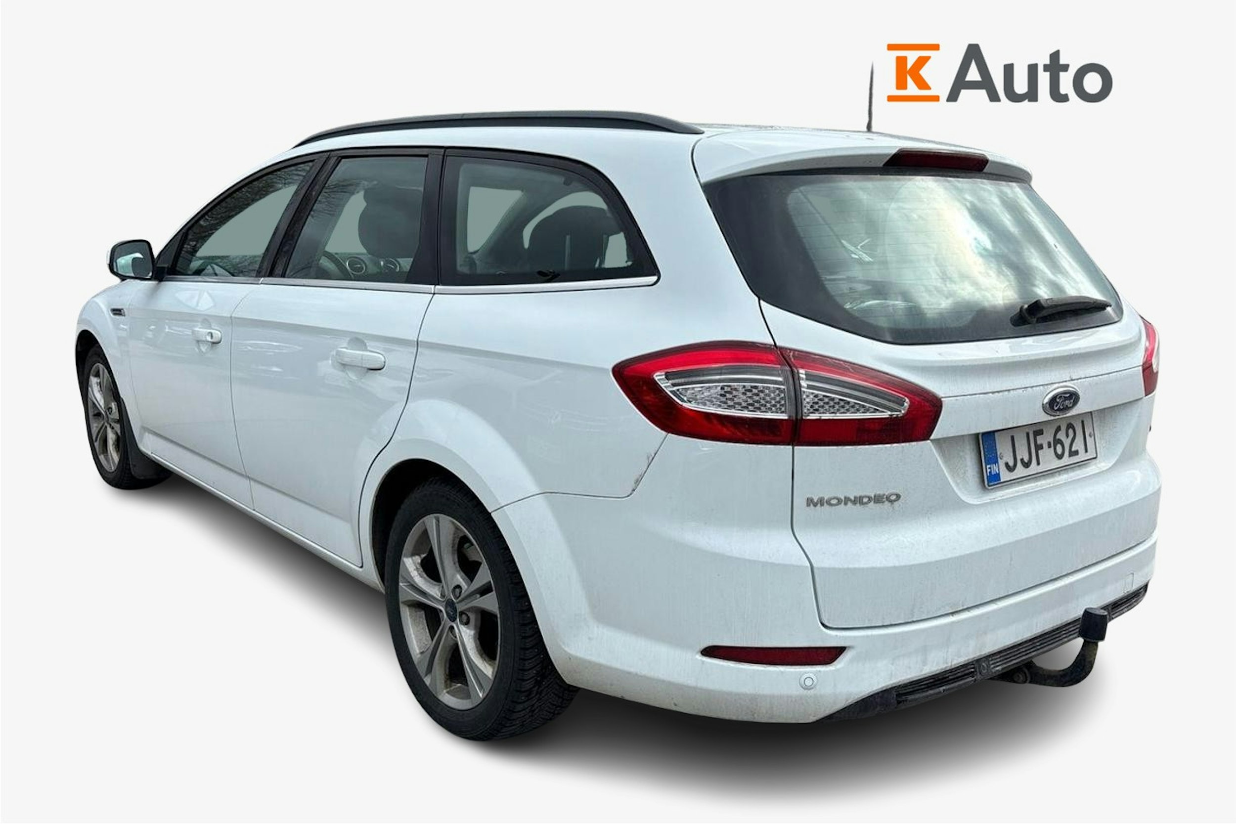 valkoinen Ford Mondeo 2014 kuva 2.