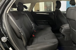 musta Ford Mondeo 2015 kuva 14.