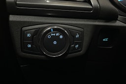 musta Ford Mondeo 2015 kuva 18.